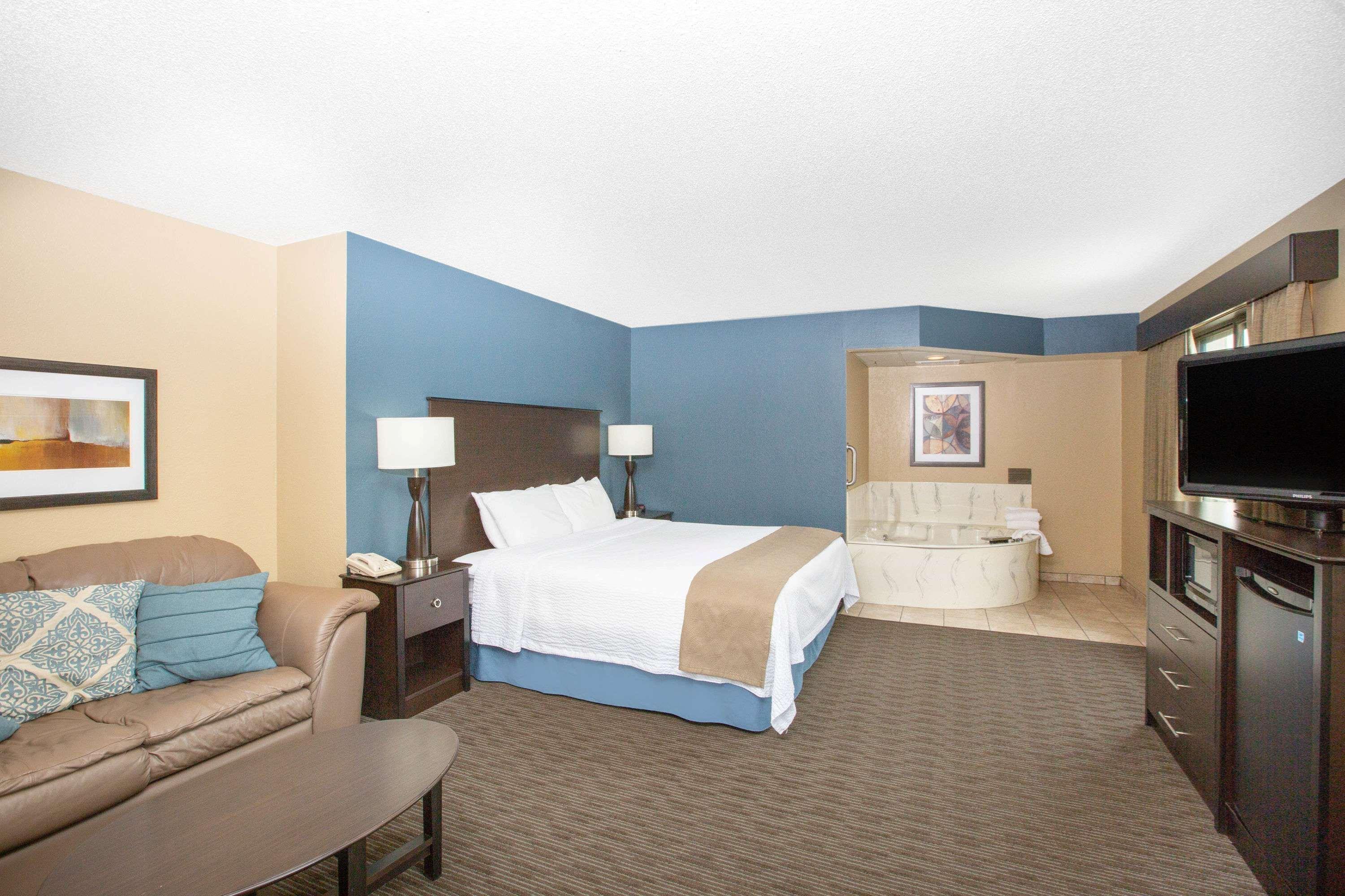 Americinn By Wyndham Clear Lake Kültér fotó
